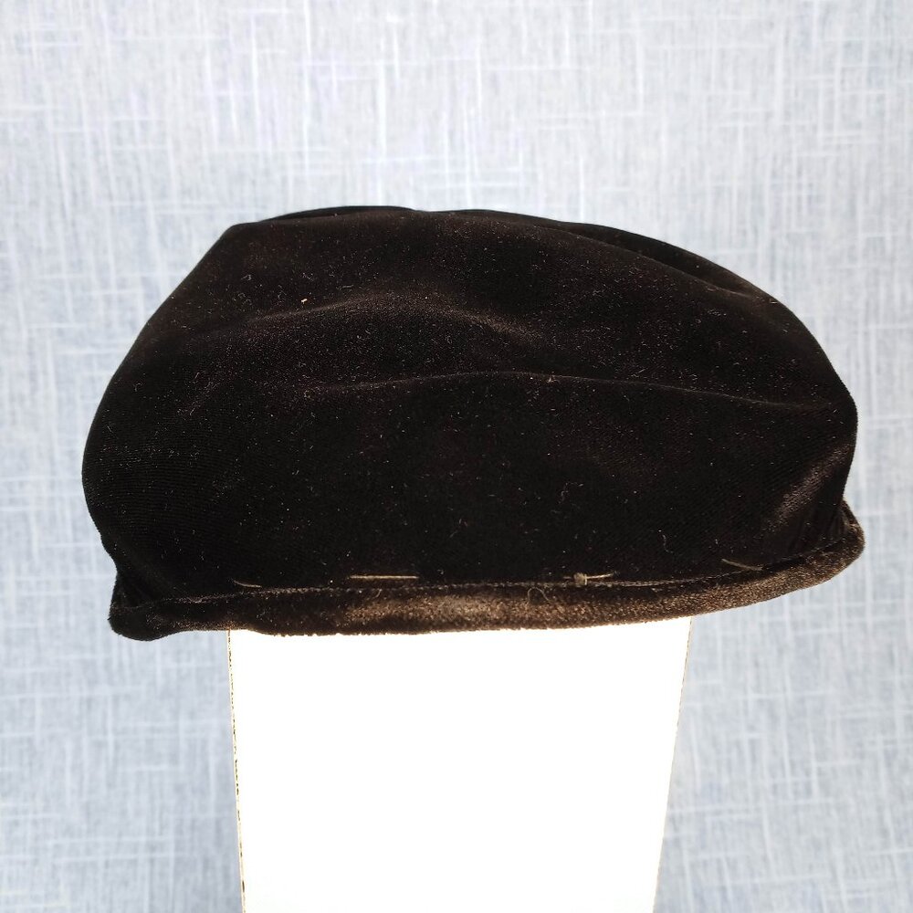 1940s Black Velvet Dinner Hat by Carroll